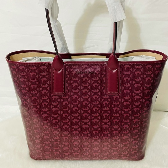 NWT Michael Kors Jodie Merlot Large Logo Jacquard Tote Bag - Picture 9 of 12